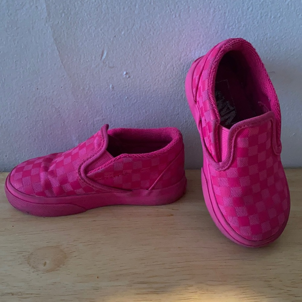 Toddler checkerboard vans